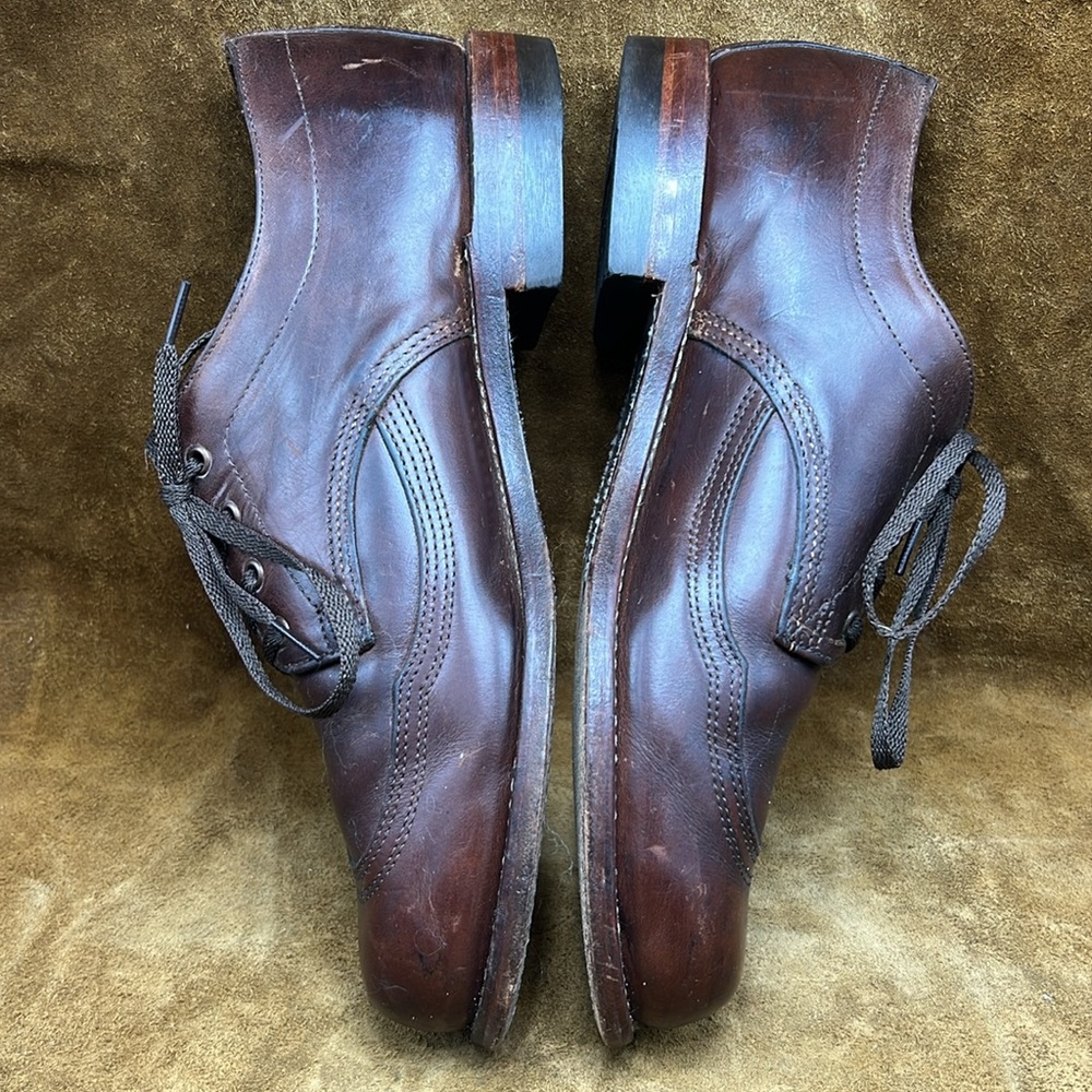 Wolverine 1000 Mile Brown Wingtip Shoes - Picture 5 of 8